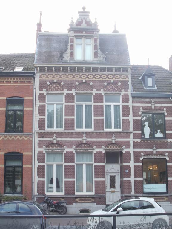 Op De Burg Bed & Breakfast Venlo Eksteriør bilde