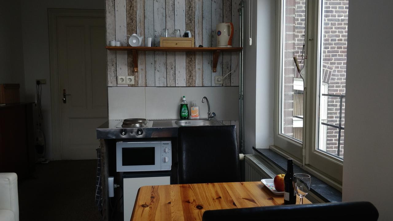 Op De Burg Bed & Breakfast Venlo Eksteriør bilde