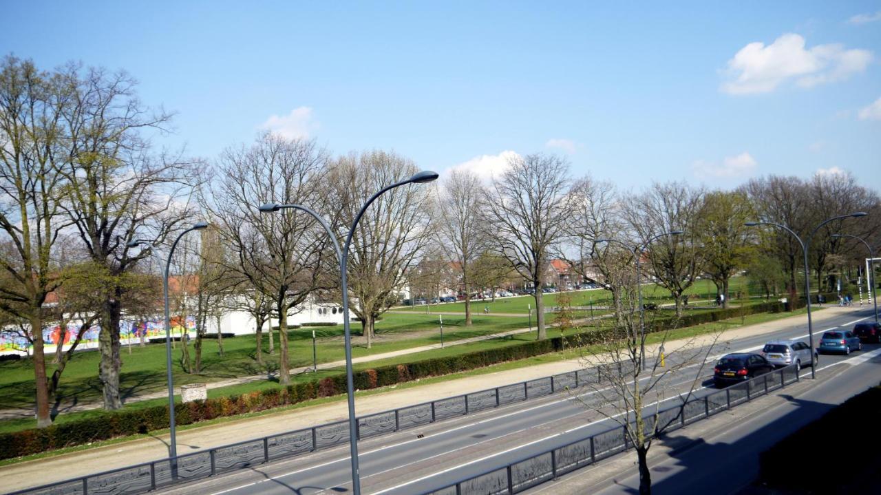 Op De Burg Bed & Breakfast Venlo Eksteriør bilde