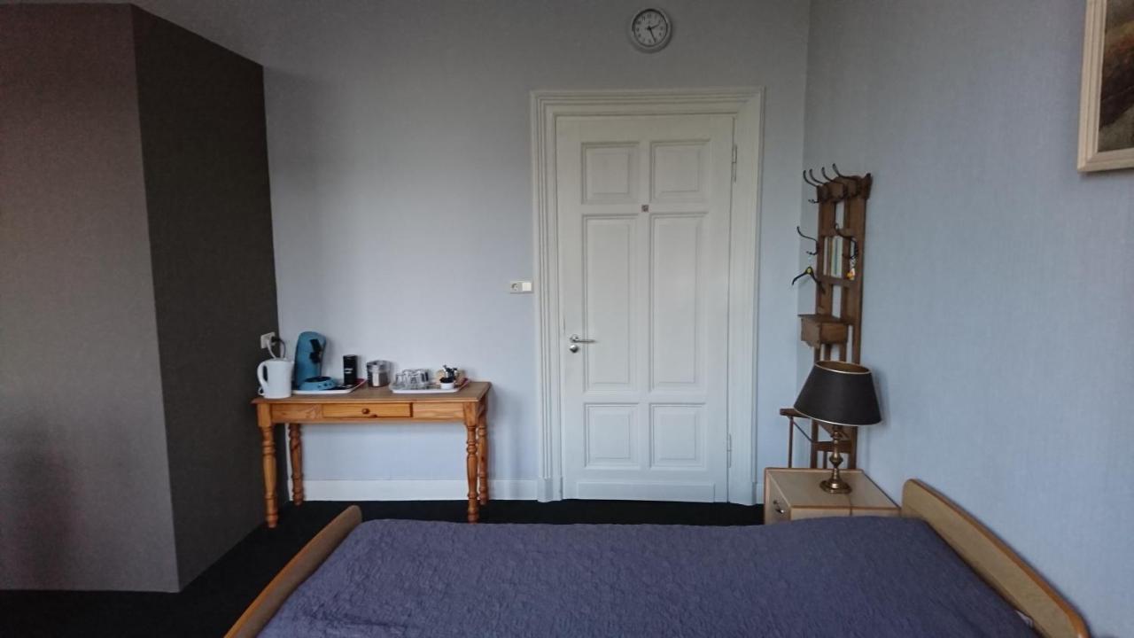 Op De Burg Bed & Breakfast Venlo Eksteriør bilde