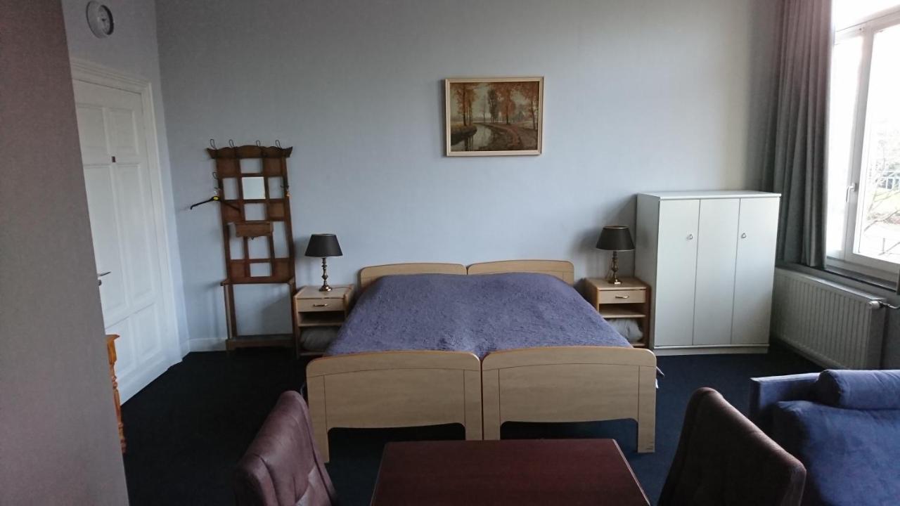 Op De Burg Bed & Breakfast Venlo Eksteriør bilde