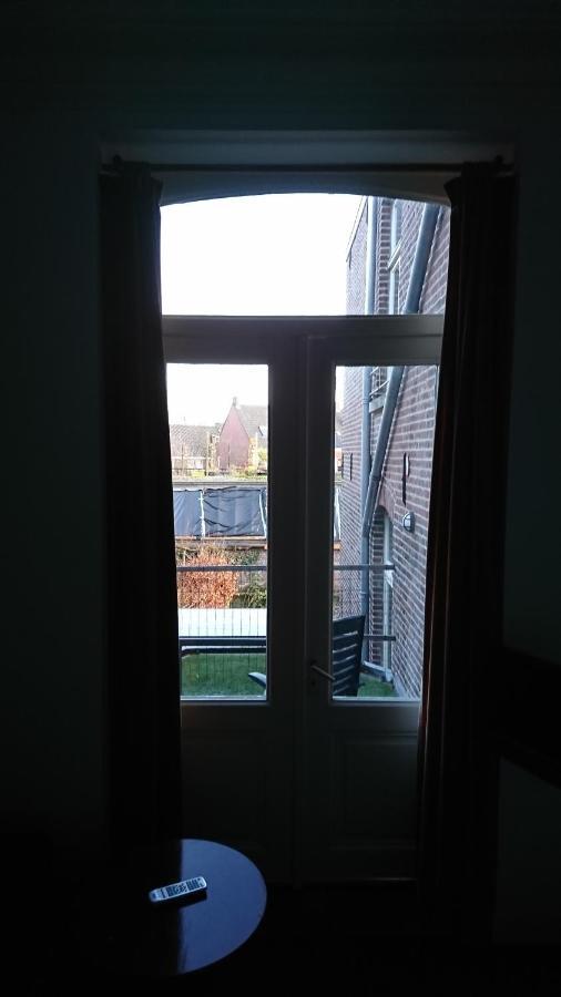 Op De Burg Bed & Breakfast Venlo Eksteriør bilde