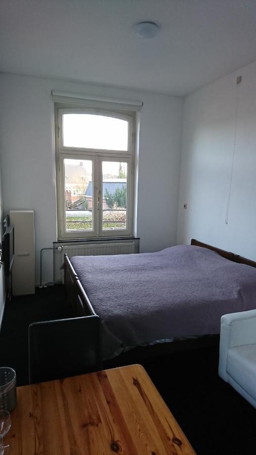 Op De Burg Bed & Breakfast Venlo Eksteriør bilde